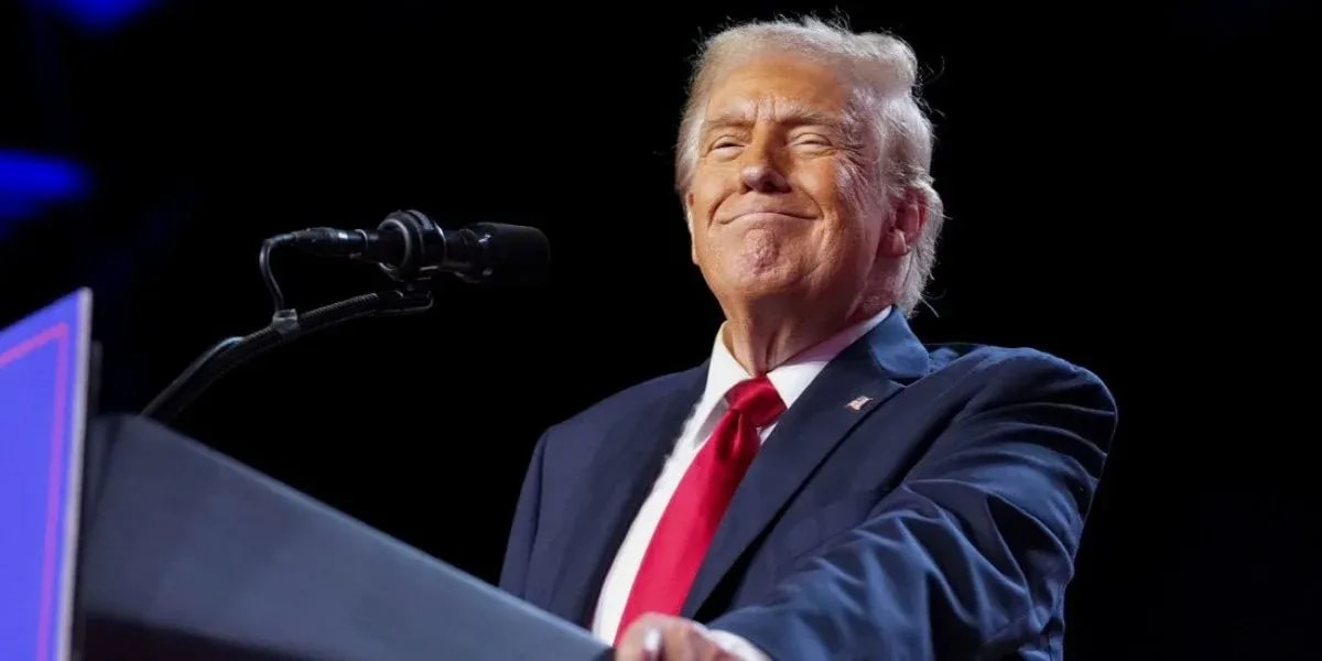 Trump-Signs-Executive-Order-Launching-Genesis-Mission-AI-Project