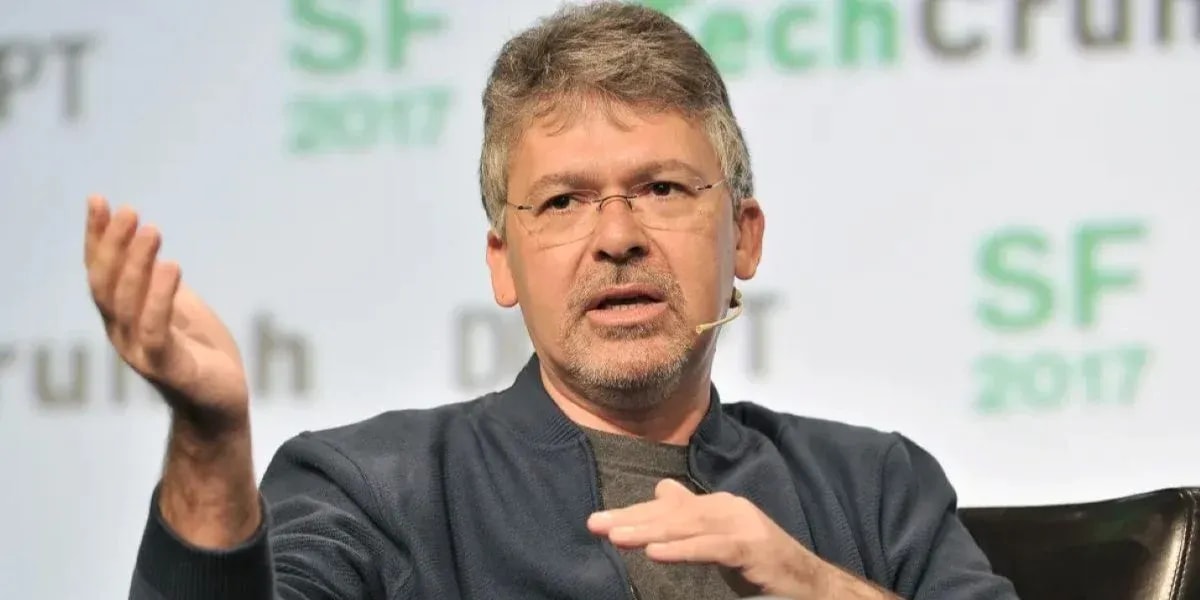 Apple-Names-Former-Microsoft-Google-Exec-To-Succeed-Retiring-AI-Chief.