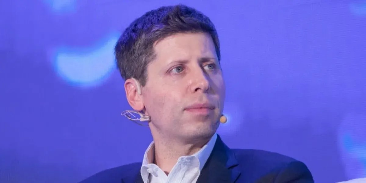 OpenAIs-Altman-Declares-Code-Red-To-Improve-ChatGPT-As-Google-Threatens-AI-Lead