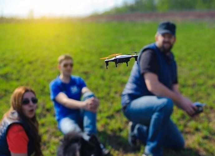 20 Best RC Mini Drones: Camera Highlights and Downsides