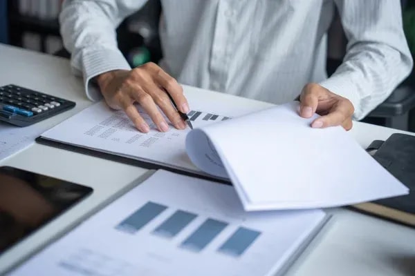 Build Accounts Receivable AI Agents Around Your Finance Workflow