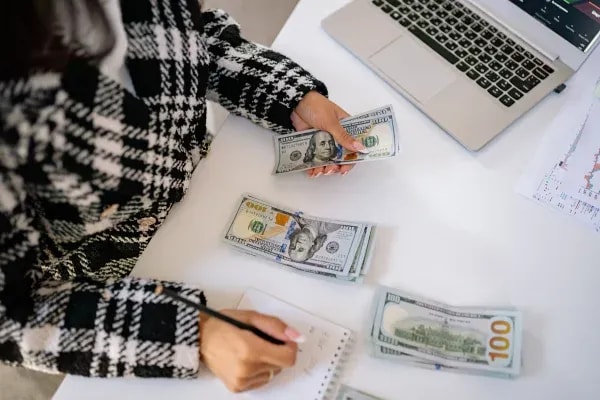 Order-To-Cash Agent