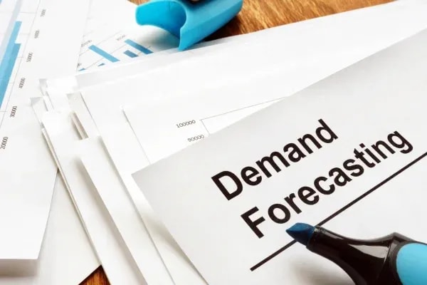 RevOps Reporting and Forecasting Agents
