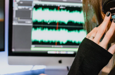 Top 5 Benefits of Automated Audio Transcription Software - A Game-Changer for Transcriptionists