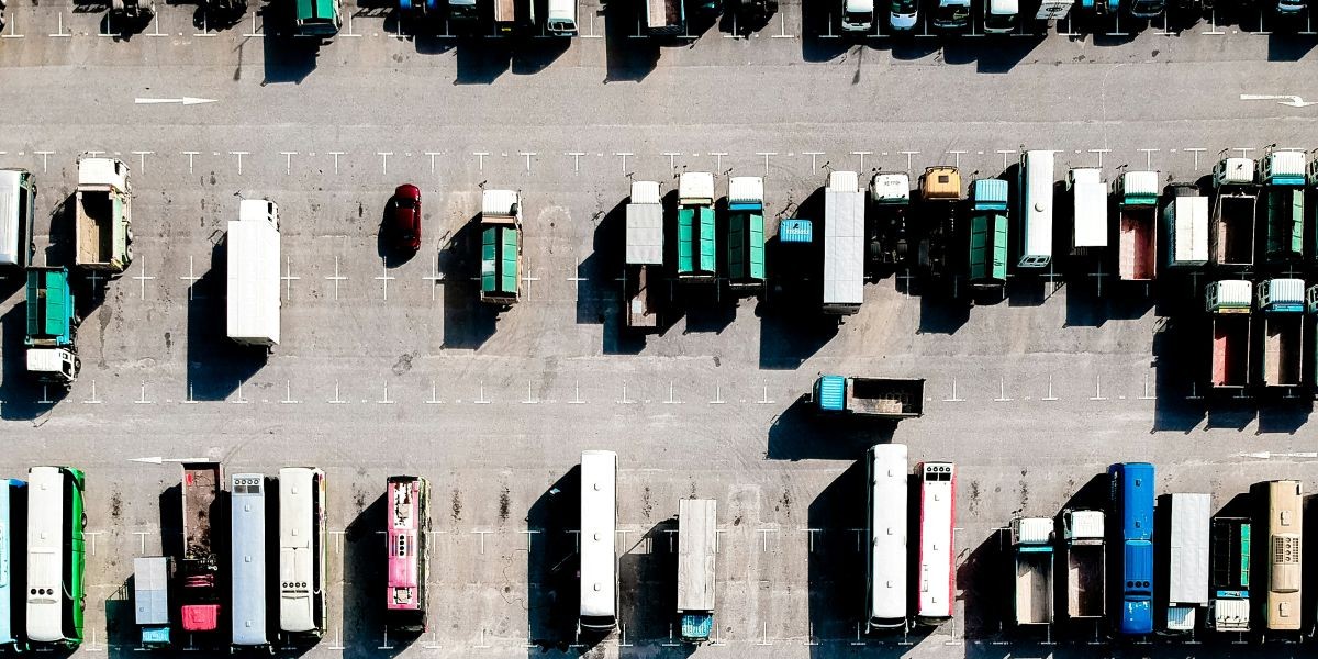 AI Vehicle Management: Cut Fleet Costs & Boost ROI